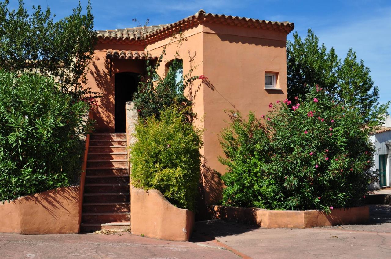 Apartmán Rocciarossa Isola Rossa Exteriér fotografie