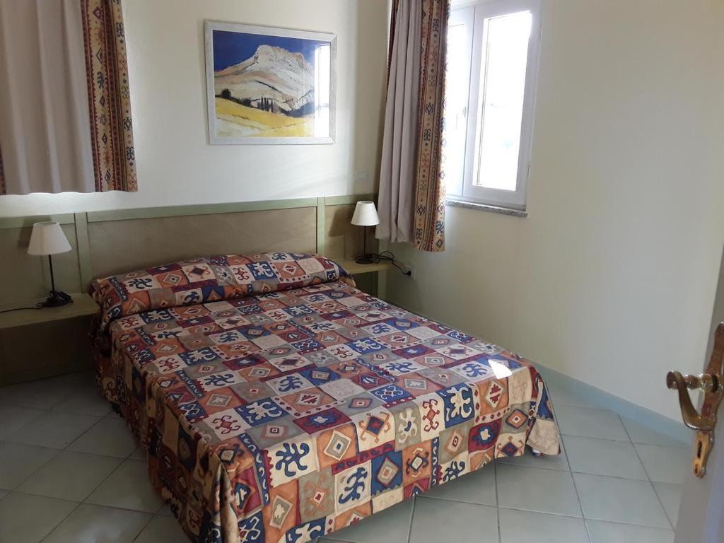 Apartmán Rocciarossa Isola Rossa Exteriér fotografie